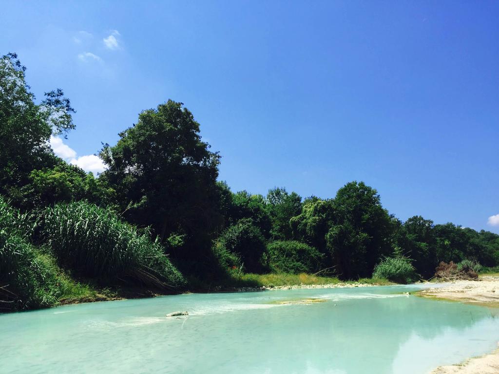 Bio Agriturismo Le Cascatelle Saturnia Exterior foto